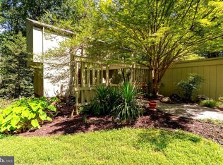 11301 Fieldstone Ln, Reston, VA 20191