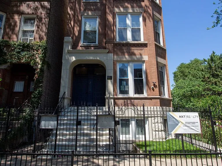 Pf-Arg, 2618 W Evergreen Llc — Photo 35