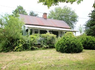 665 Lowery Rd, Walling, TN 38587