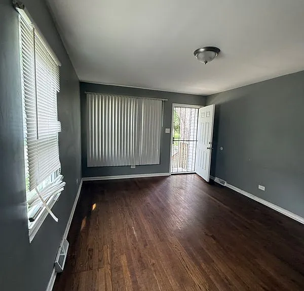 16963 Shea Ave — Photo 4