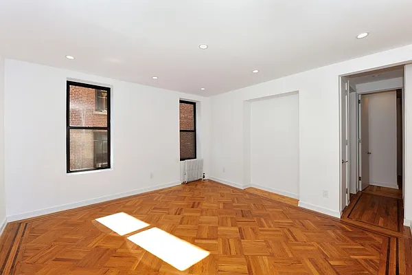 Rented by Aether Property Group | media 20