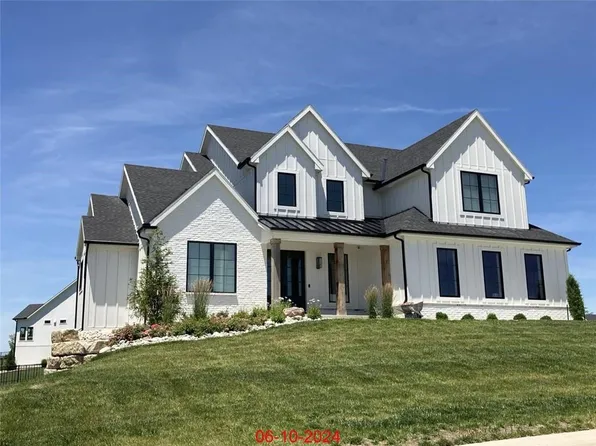 13206 W 48th St, Shawnee, KS 66216