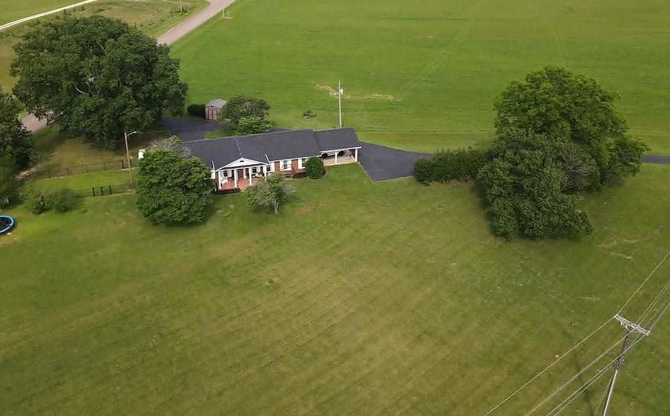 1st image of 3985 Highway 641 S