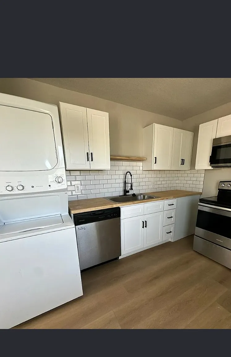 2 bed, 625 sqft, $1,200 — Photo 2