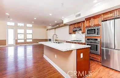 596 S Brea Blvd #LOFT — Photo 7
