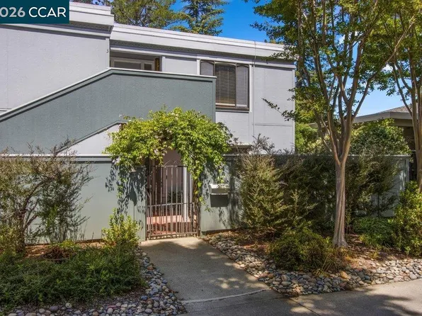 1232 Fairlawn Ct APT 4, Walnut Creek, CA 94595