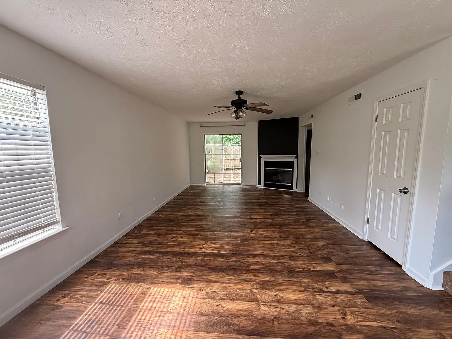 27 Hidden Valley Dr — Photo 3
