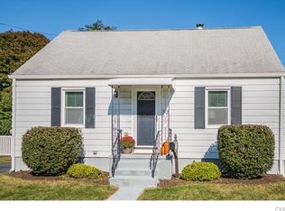 53 Greenfield Rd, Milford, CT 06460