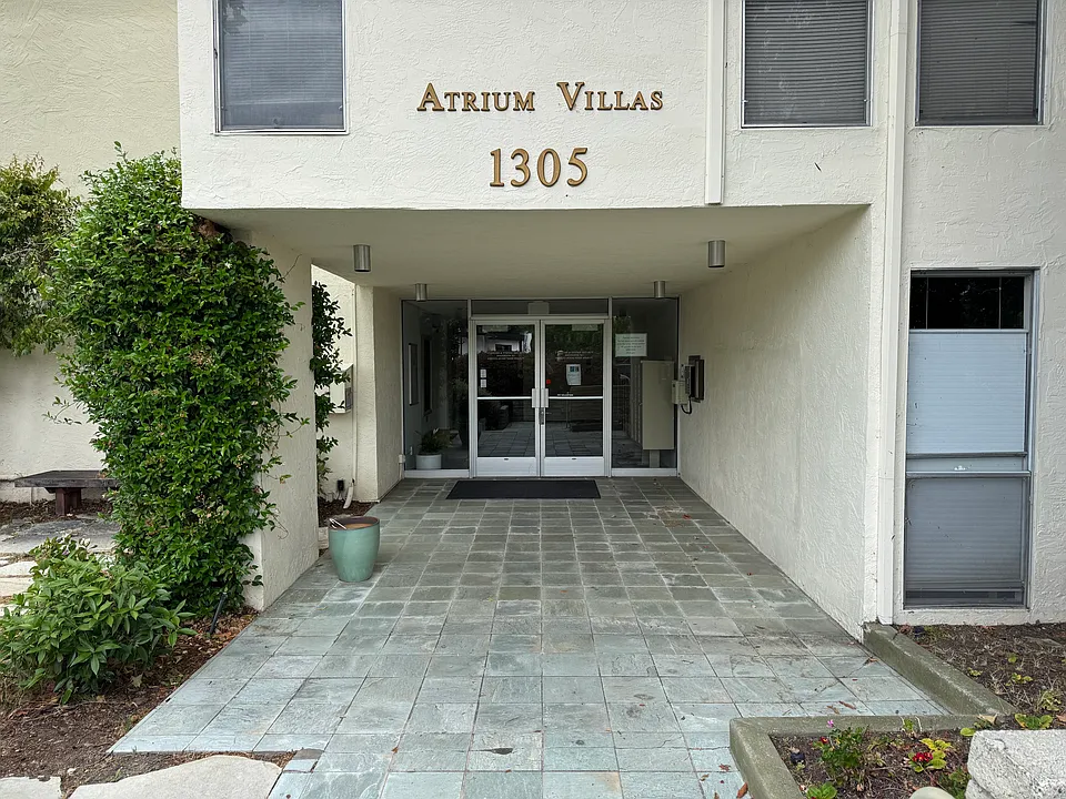 1305 Boulevard Way #307
