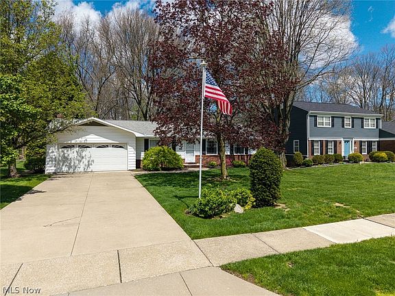 3rd image of 2357 Woodpark Rd