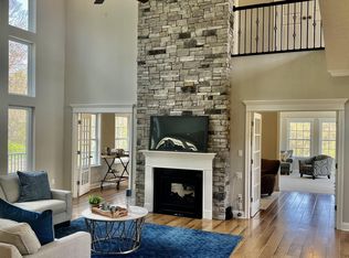 103 Ridgetop Dr, Mars, PA 16046