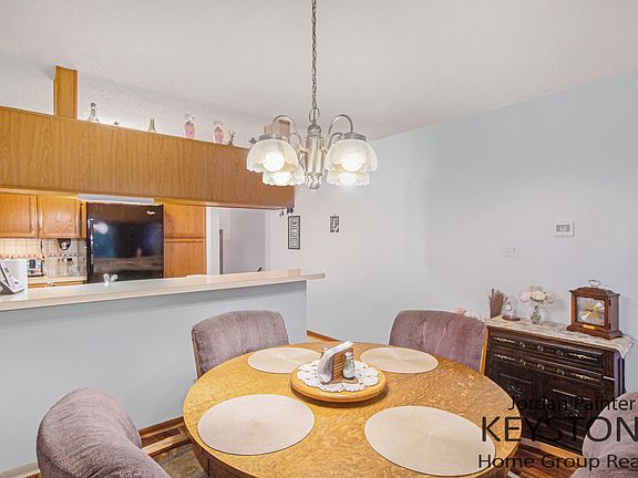 5th image of 745 Bradford Pl NE #17