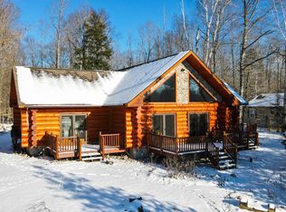 9910 Loons Nest Ln, Cheboygan, MI 49721