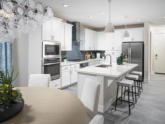 3rd image of 4977 Del Mar Dr