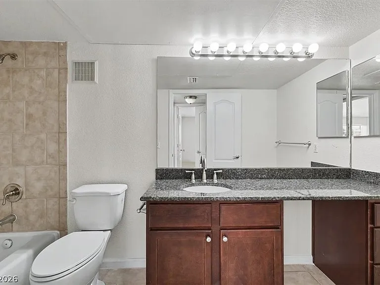 618 Oakmont Ave #2303 — Photo 14