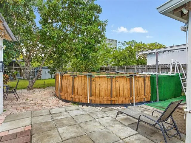 104 SW 40th Ave — Photo 10