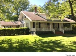 578 N Hickory St, Palmyra, IL 62674