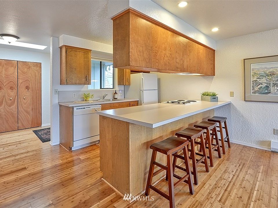 12492 Gwen Dr Burlington WA Zillow