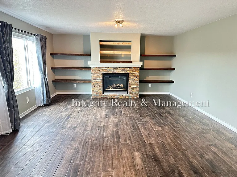 7402 Eagle Rock Dr — Photo 17