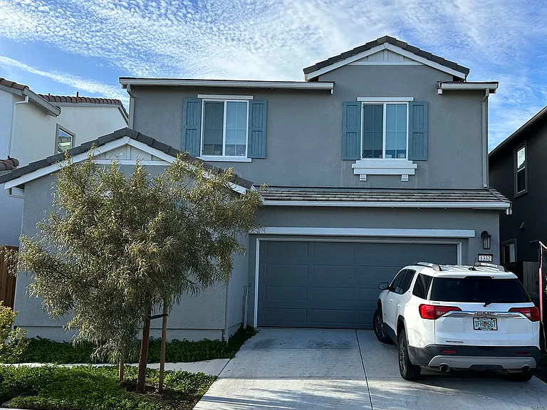 1332 Renewal Ln — Photo 2