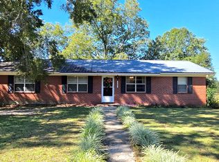 164 Peter Coffee Rd, Fitzgerald, GA 31750