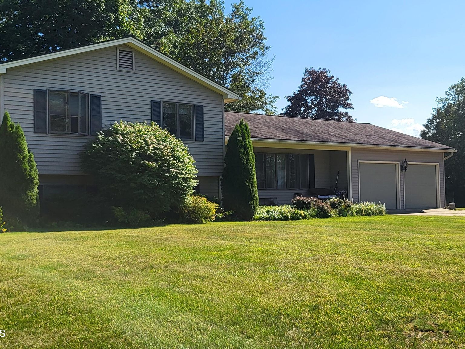 12 Woodcrest Drive, South Glens Falls, NY 12803 MLS 202323357 Zillow