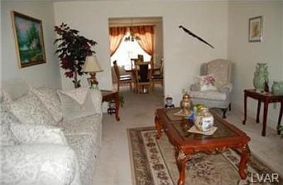 5th image of 31 Country Side Ct