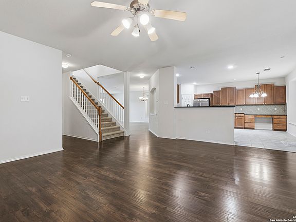 2nd image of 23118 Bengal Brook