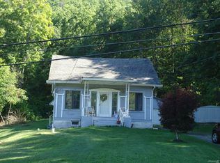 727 Carverton Rd, Wyoming, PA 18644