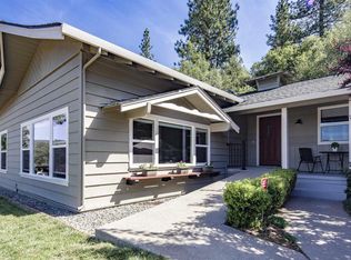 20821 Phoenix Lake Rd, Sonora, CA 95370