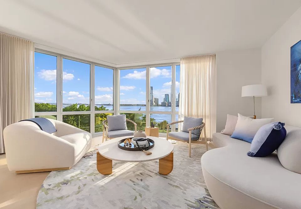 1st image of 20 River Ter APT 4M