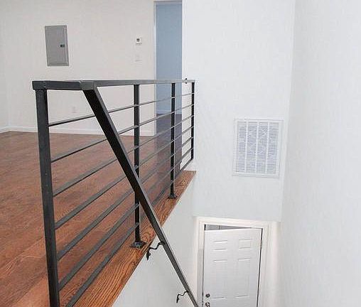 4th image of 918 Snyder Ave Floor 2