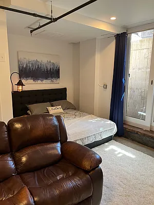 Rented by Smart City Real Estate LLC | media 3