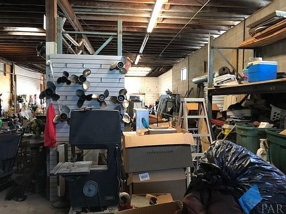 4th image of 4001 W Navy Blvd
