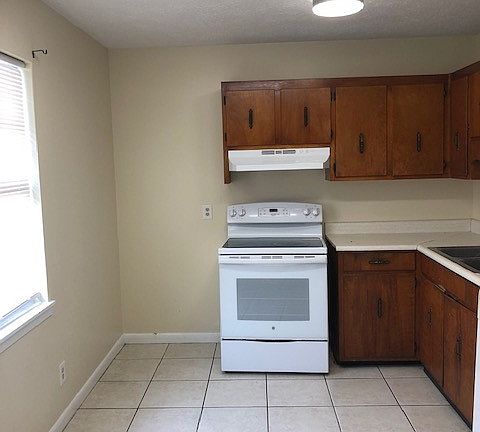 2nd image of 1102 Frankford Ave APT A