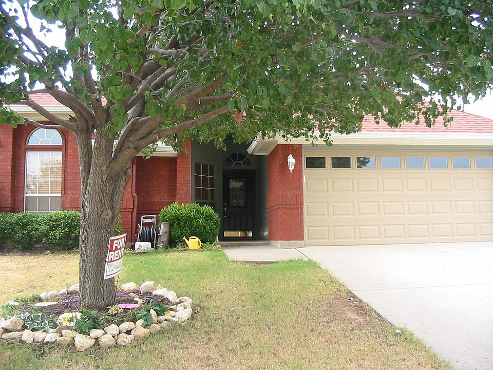 1st image of 1037 Springwood Dr