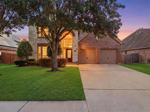 2611 Night Song Dr, Pearland, TX 77584