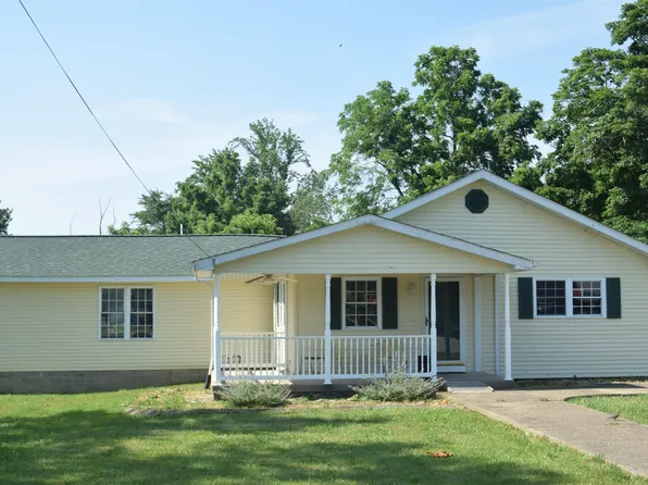 2104 Norton Ln, Bedford, IN 47421