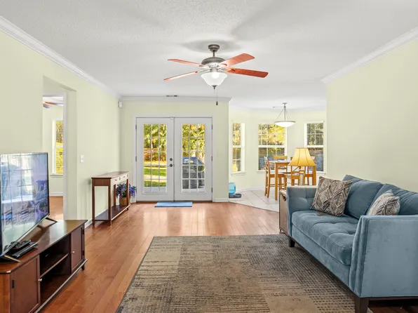 510 Wild Heron Rd, Savannah, GA 31419