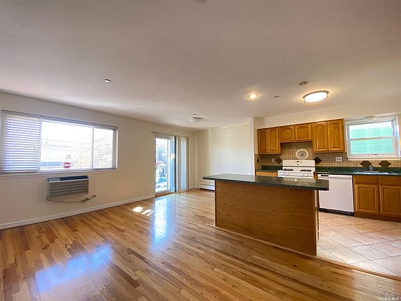 3rd image of 23-58 37th St #1