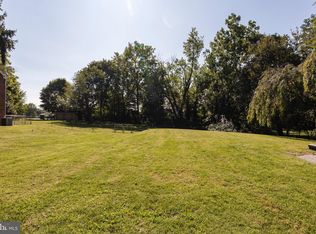 115 County Line Rd, Bryn Mawr, PA 19010