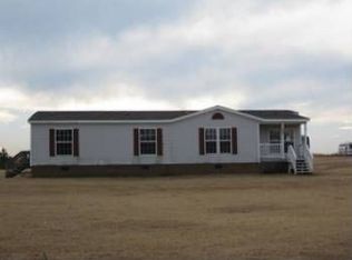 325 Gentle Winds Dr, Saint Pauls, NC 28384
