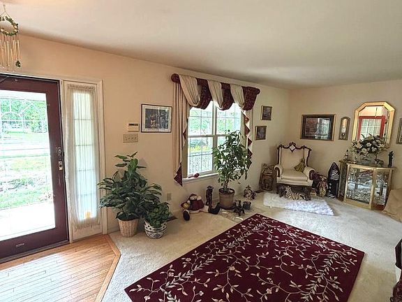 5th image of 78 Catherine Dr
