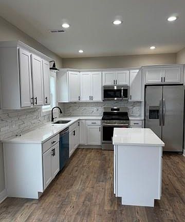 5th image of 1623 Daly Dr