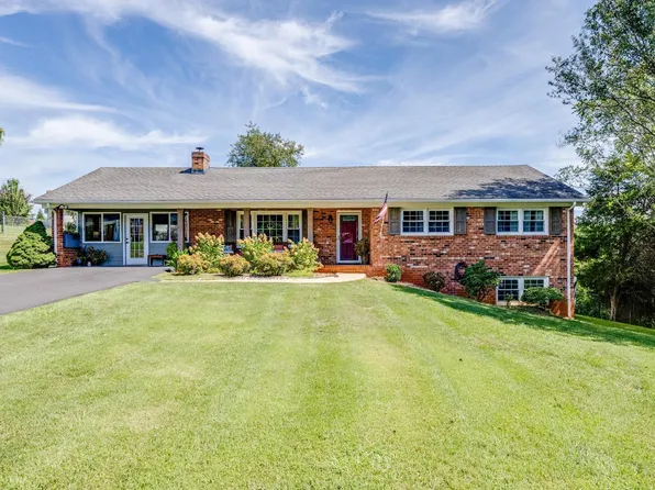 106 Watkins Pl, Lynchburg, VA 24502