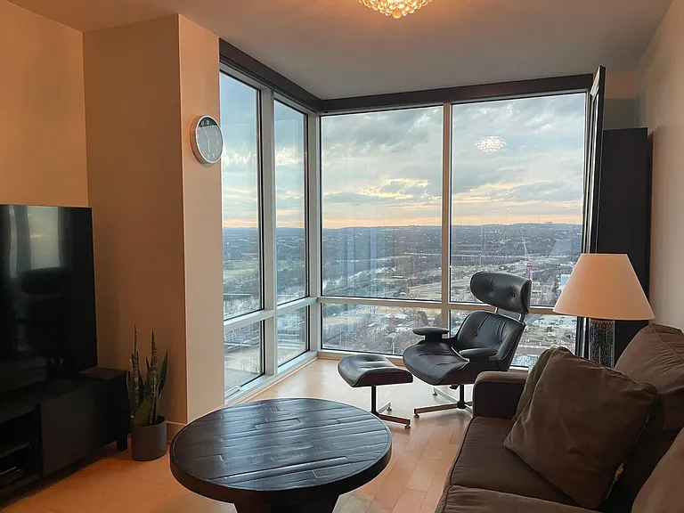 300 Bowie St #3204 — Photo 10
