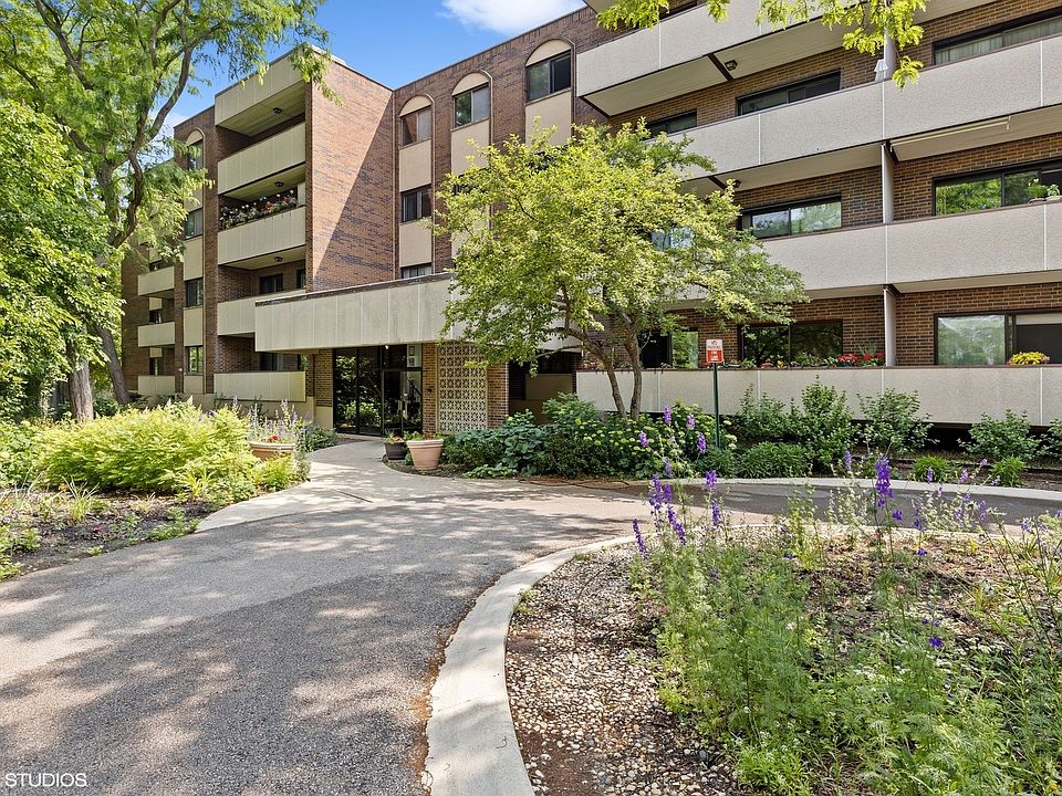 9244 Gross Point Rd APT 210, Skokie, IL 60077 Zillow