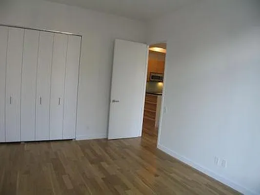 Rented by Kian Realty | media 17