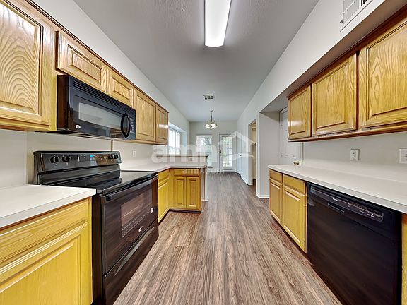 3rd image of 1481 Apenzell Ln