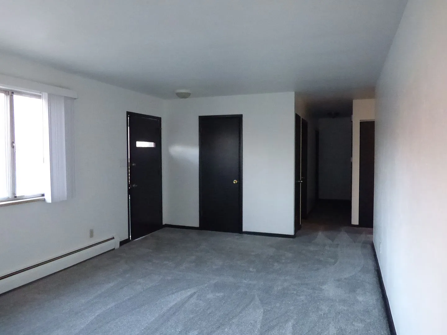 Perfect Ranch Style Home in great neighborhood — Photo 3